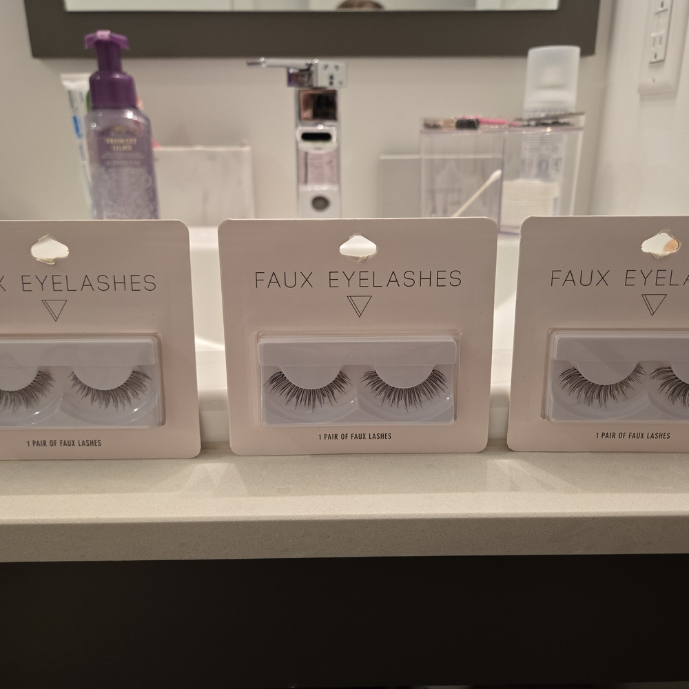 NWT Forever 21 Dramatic Faux Eyelashes SET OF 3